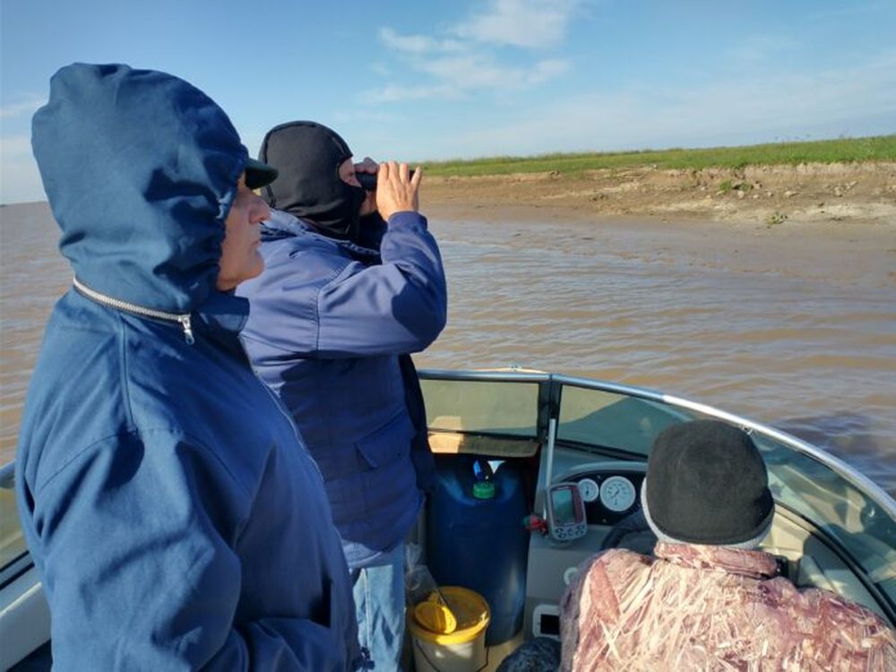 Expedición del Museo Paleontológico de San Pedro hacia un importante sitio arqueológico, ubicado entre arroyos y humedales vinculados al Río Paraná. (Museo de San Pedro)