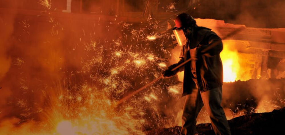 La empresa siderúrgica Acerbrag, ubicada en Ruta 5, emitió unos 25 telegramas de despido, lo que se suma a más de 20 retiros voluntarios.