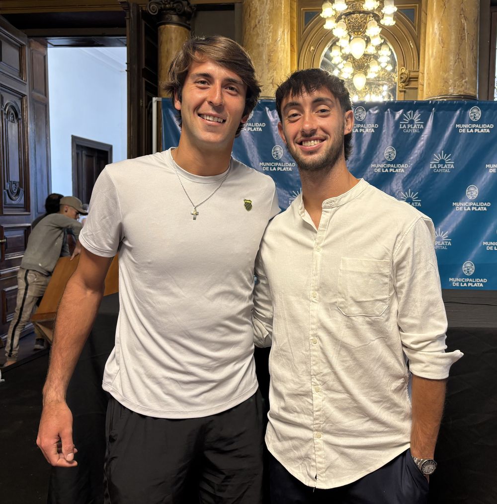 Los tenistas de La Plata Tomás Etcheverry y Thiago Tirante.