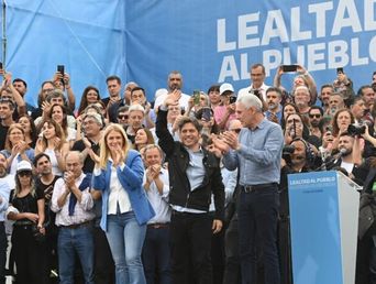 El diputado y gremialista, Hugo Yasky, acompañó a Axel Kicillof en el acto del pasado 17 de octubre en Berisso. (Gobernación)