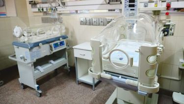 A las prestaciones de mínima y moderada complejidad del Servicio de Neonatología del Hospital Municipal de Olavarría se suman ahora unidades para la atención de alta complejidad. - Olavarría -