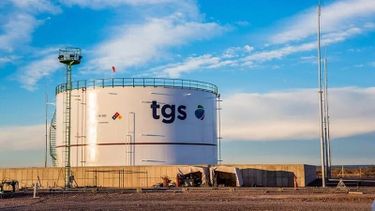 La empresa Transportadora de Gas del Sur (TGS) presentó un proyecto de 3.000 millones de dólares que conectará la cuenca de Vaca Muerta con el polo petroquímico bahiense.