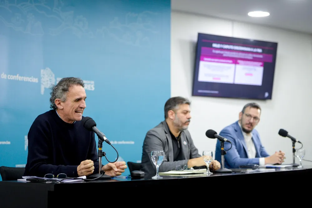 Gabriel Katopodis, Carlos Bianco y Juan Cuattromo.&nbsp;
