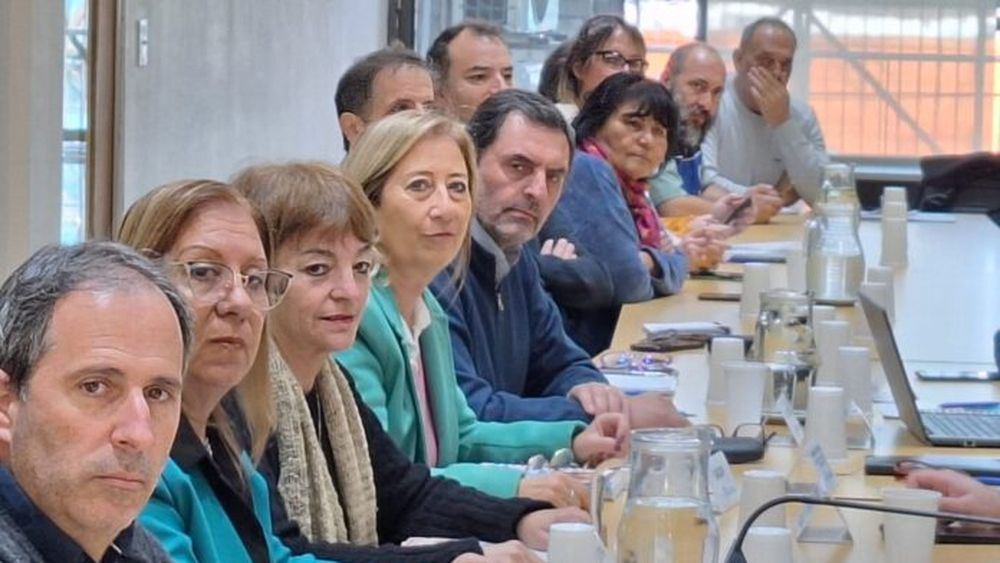 Una reunión de paritarias con los gremios docentes.&nbsp;