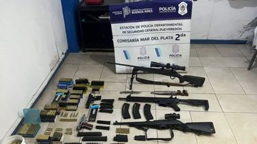 El arsenal secuestrado a metros de los Tribunales de Mar del Plata. - La Capital de Mar del Plata -