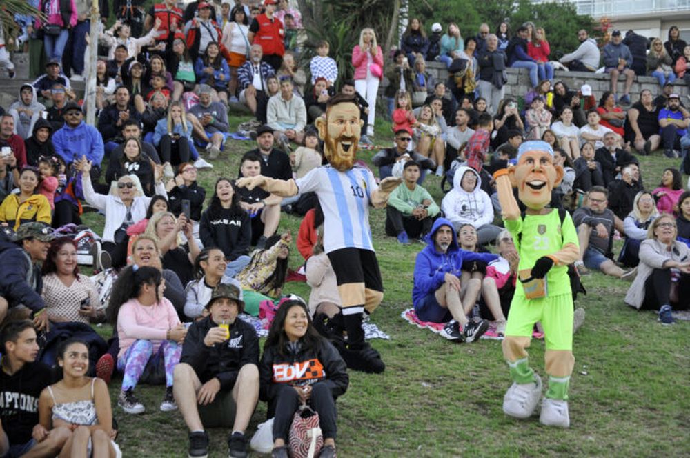 El fin de semana Mar del Plata celebró los 150 años, pero el tiempo estuvo complicado. - Télam -