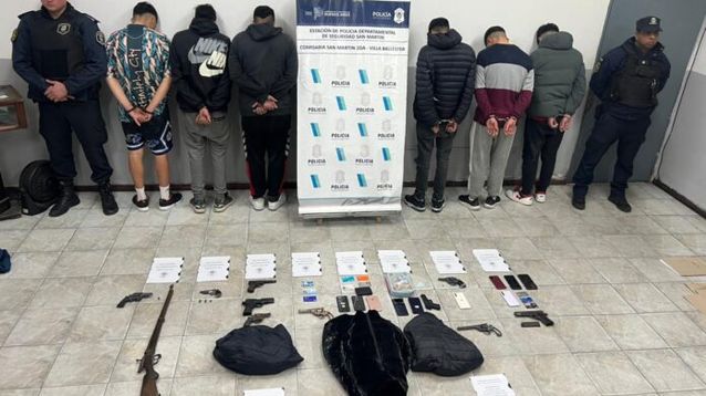 Los delincuentes detenidos en el marco de los operativos realizados en Villa La Rana. (Seguridad)