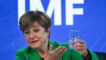 Georgieva, ayer cuando hizo las polémicas declaraciones que hoy debió aclarar.