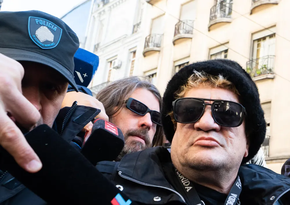 El cantante Pity Álvarez enfrenta un juicio en su contra por el crimen de un vecino.&nbsp;