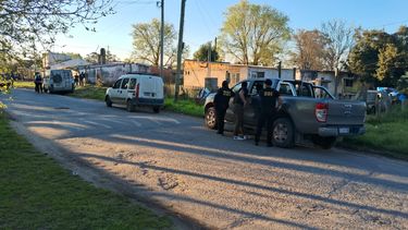 Operativo desplegado en el Barrio Libertad de Mar del Plata. (La Capital)