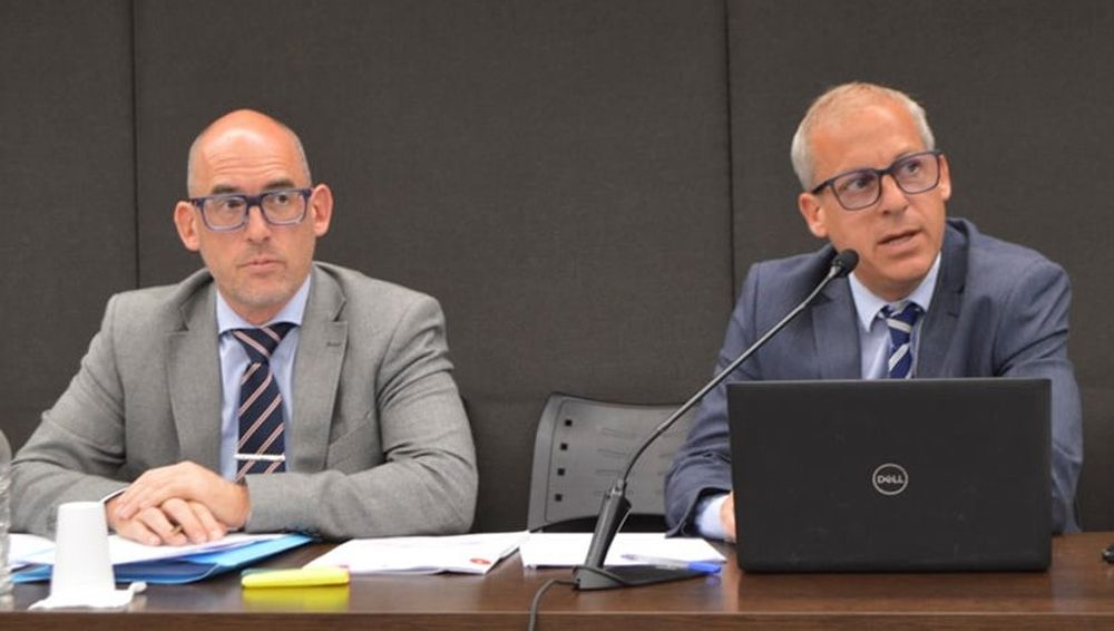 El fiscal general subrogante de Mar del Plata, Carlos Fioriti, y el secretario Alejandro Boranwski Chanes representan al Ministerio Público Fiscal.