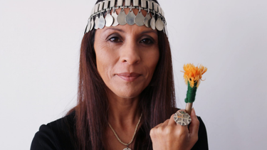 La cantante y escritora Carina Carriqueo. (Facebook)