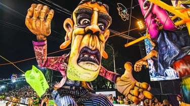 Los cabezudos del Carnaval de Lincoln.