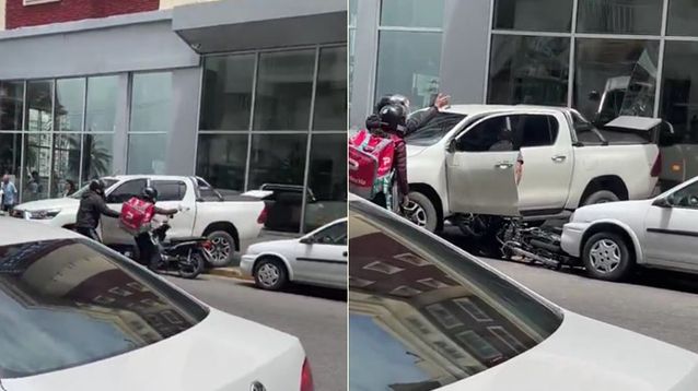 Imágenes del episodio de tránsito que terminó con una camioneta incrustada en la vidriera de un hotel.