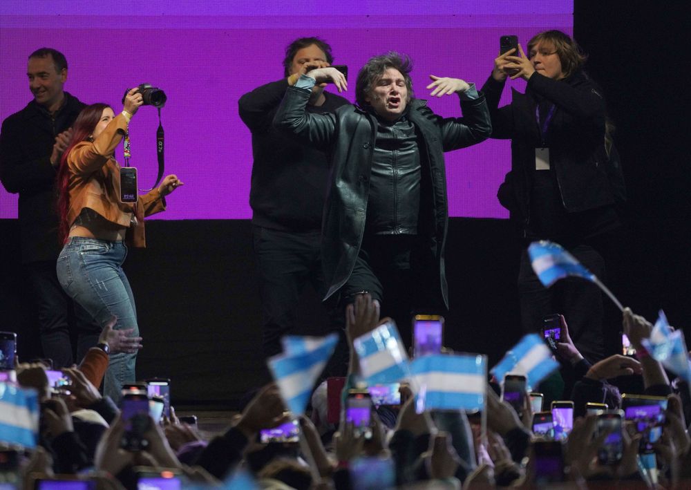 El presidente Javier Milei, durante el acto de cierre de campaña en Moreno.&nbsp;