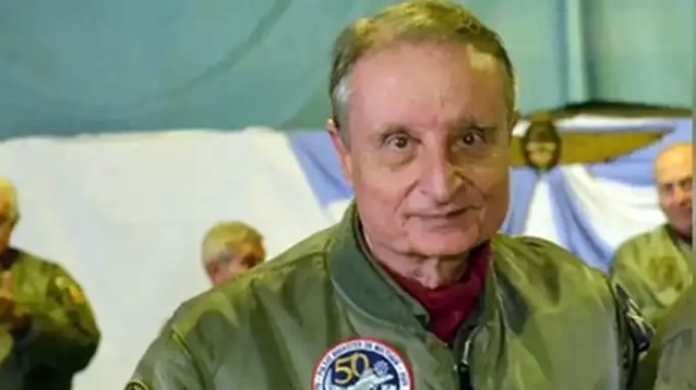 Mauad regresa al Servicio Meteorológico Nacional. Fue condecorado con la Medalla Honor al Valor en Combate por su labor en la Guerra de Malvinas.