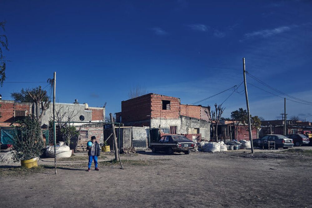 La pobreza, de acuerdo a la Universidad Di Tella, viene cayendo desde el principio del Gobierno de Javier Milei.