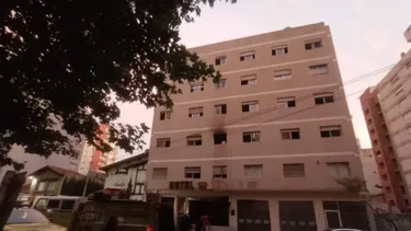 Diarios Bonaerenses | El hotel marplatense incendiado. (La Capital)