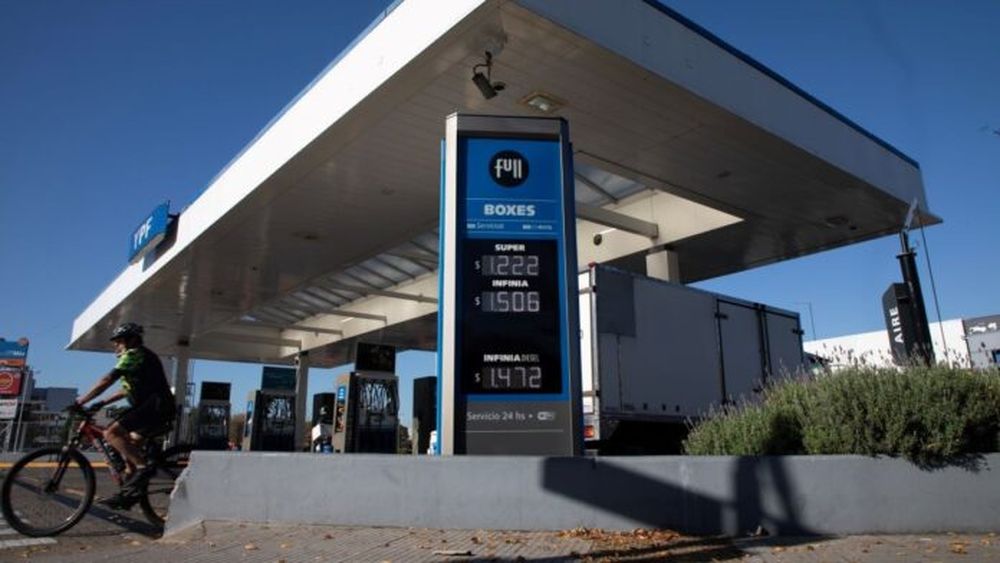 Actualización del impuesto a los combustibles. - Xinhua -