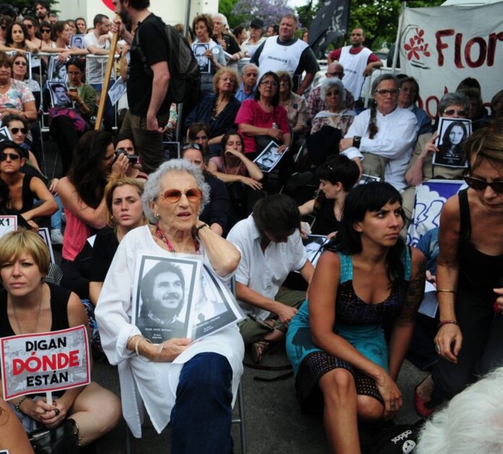 Los juicios por crímenes de lesa humanidad se iniciaron tras la derogación de las leyes de punto final y obediencia debida. - Archivo -