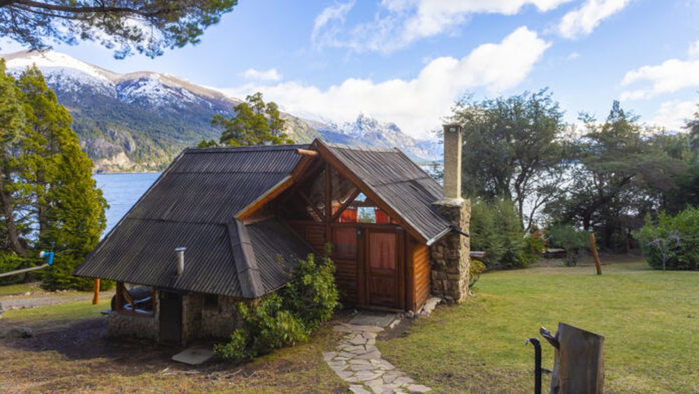 Villa Labrador, ubicado a orillas del lago Moreno.