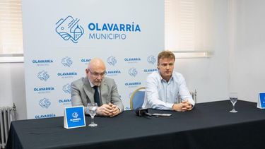 El ministro Soria (izq) en Olavarría junto al intendente Maximiliano Wesner. El ministro Soria (izq) en Olavarría junto al intendente Maximiliano Wesner.