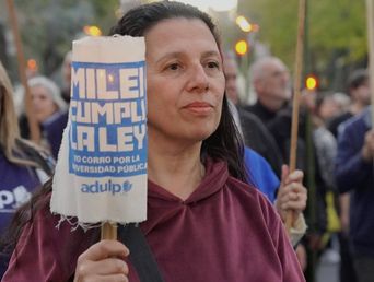Docentes universitarios en lucha. (Prensa Adulp)