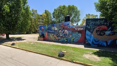 La Escuela Secundaria Nº 88 de Villa Elisa, partido de La Plata.