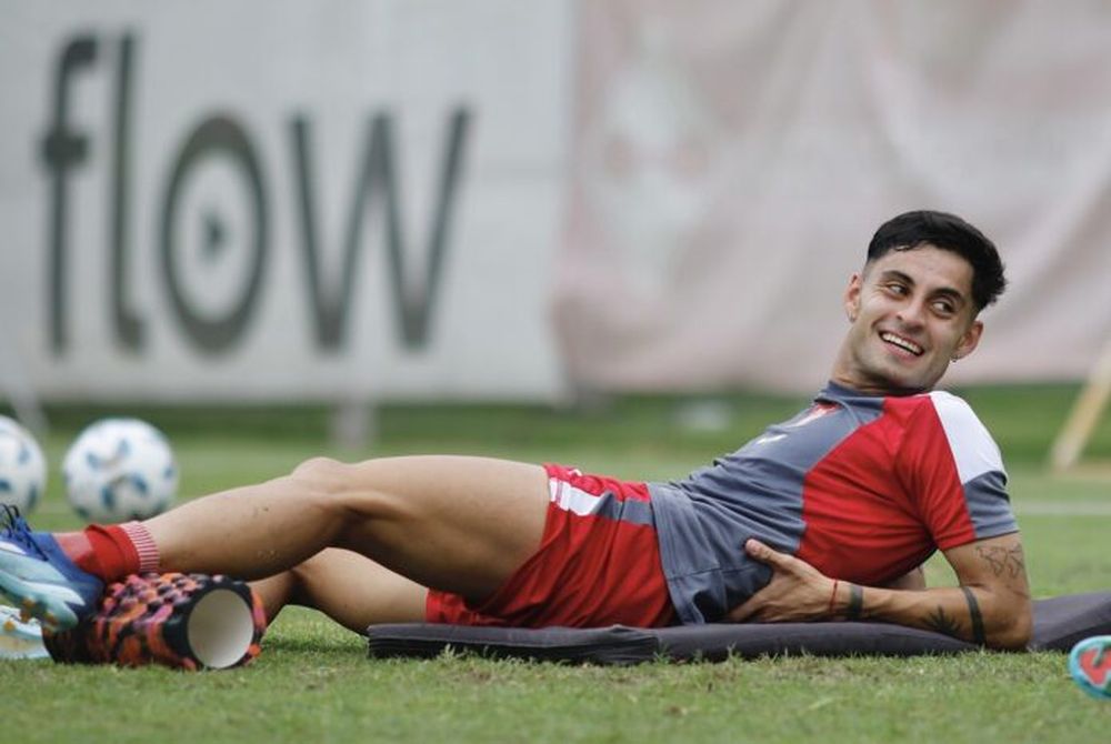 El chileno Javier Altamirano recibió el alta médica. - Estudiantes -