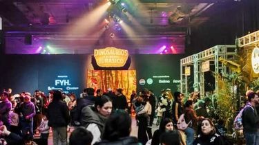 La tragedia que sufrió la familia Foster se dio mientras paseaba por el parque Dinosaurios y el Mundo Jurásico, en el complejo Al Río, en Vicente López.