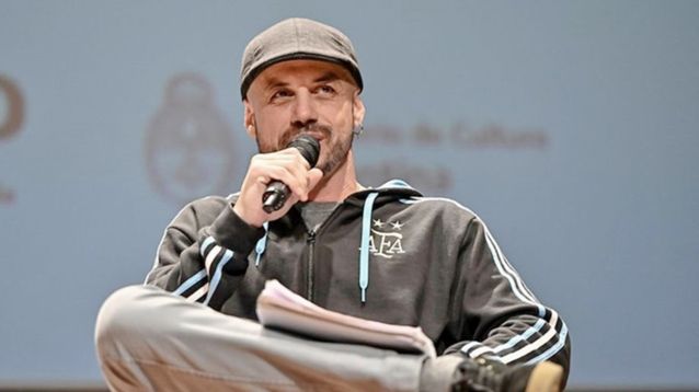 Nacho Levy, referente de la organización y la revista La Garganta Poderosa, fue apartado de la organización tras ser denunciado por abuso emocional y violencia de género.&nbsp;
