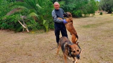 El instructor de canes Marcos Herrero. - Archivo -