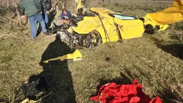 Diarios Bonaerenses | Así quedó la Ferrari a la vera de la Ruta 6. (0221)