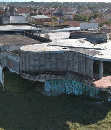 El Parador Ariston quedó abandonado desde 1993. El Parador Ariston quedó abandonado desde 1993.