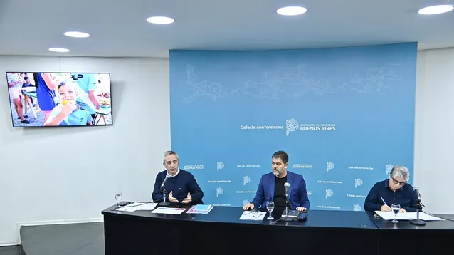 Andrés “Cuervo” Larroque, Carlos Bianco y Flavia Terigi.&nbsp;