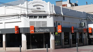La sucursal Junín del Banco Hipotecario.