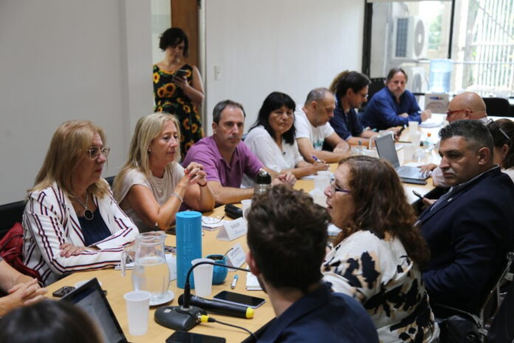 Una imagen de la paritaria docente de hoy.