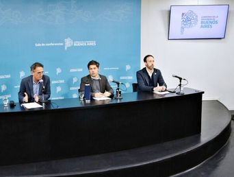 El Gobernador brindó una conferencia de prensa junto a los ministros de Infraestructura y Servicios Públicos, Gabriel Katopodis, y de Economía, Pablo López.