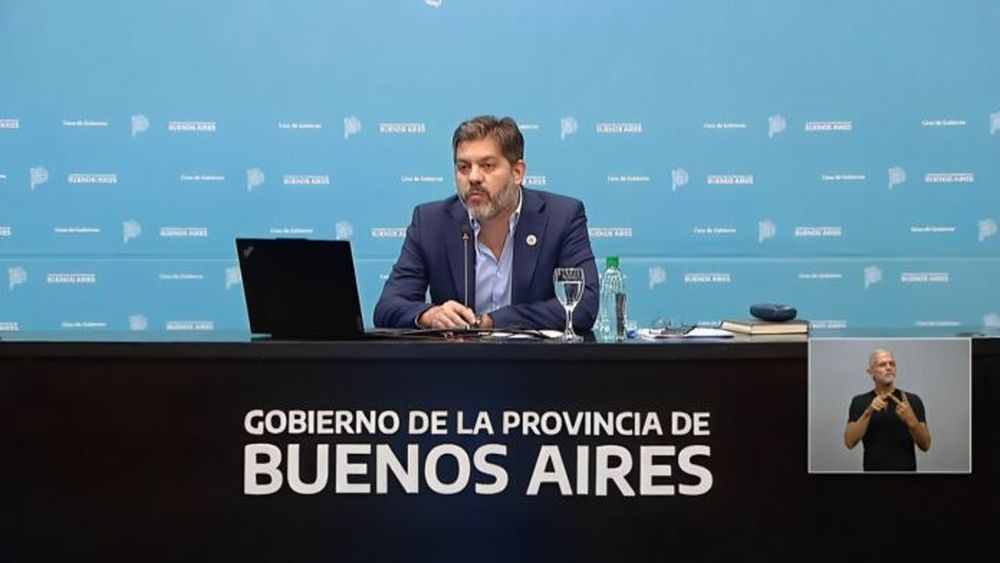 El ministro de Gobierno bonaerense, Carlos Bianco, en conferencia de prensa. (Captura de video)