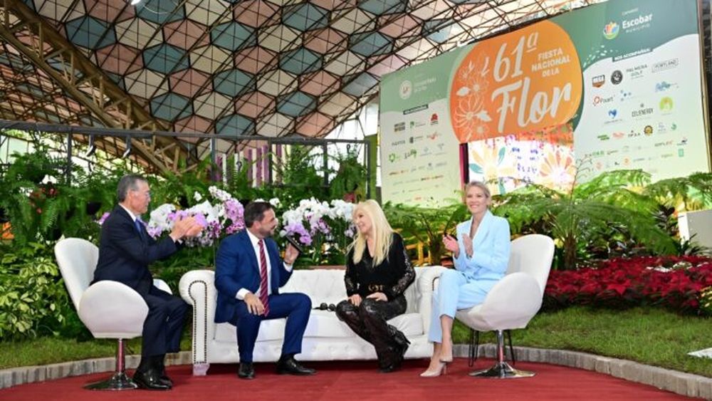 Ariel Sujarchuk y Susana Giménez en la apertura de la Fiesta de la Flor 2024. (El Diario de Escobar)