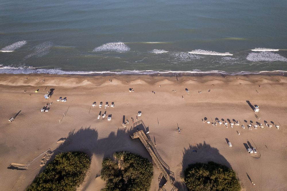 Una vista aérea de la playa de Cariló.&nbsp;