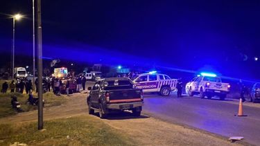 El escenario en el que murieron dos motociclistas mientras corrían una picada, en la ciudad de Necochea. (Gentileza Ecos Diarios)