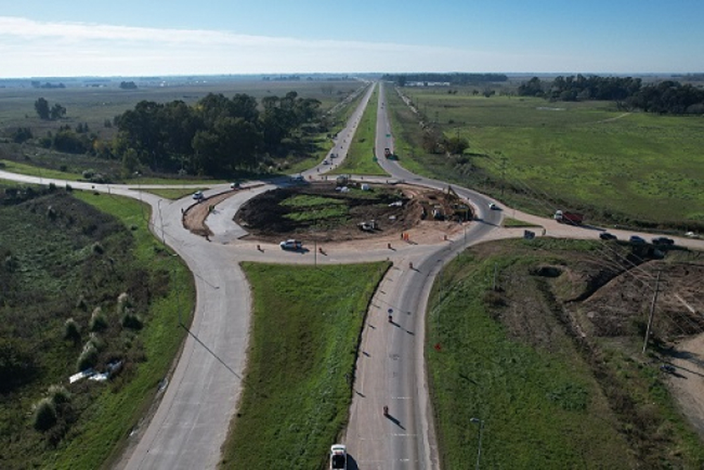 La Provincia avanza con obras sobre 140 kilómetros de la Ruta 6.