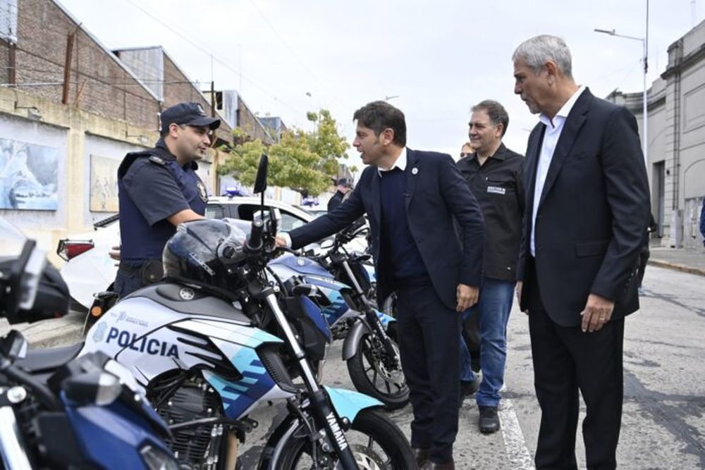 Axel Kicillof junto a Javier Alonso.