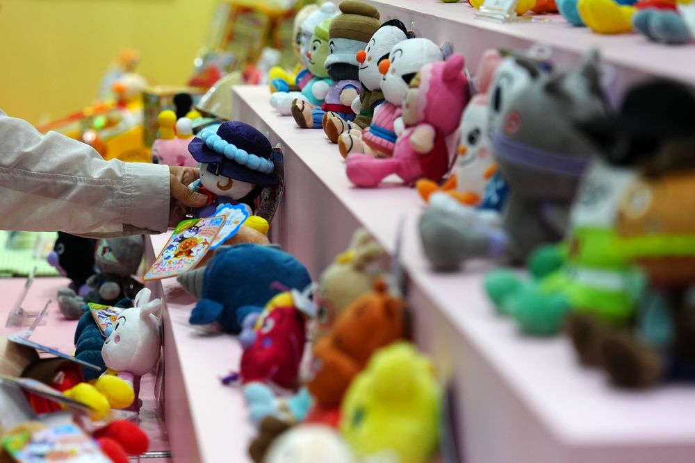 Una serie de muñecos. (Agencia Xinhua)