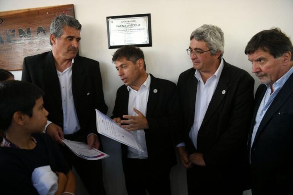 El gobernador Axel Kicillof y el ministro de Desarrollo Agrario Javier Rodríguez en 30 de Agosto. (MDA)