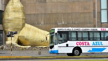 Una unidad de la empresa Costa Azul (Diario La Capítal)