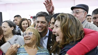 El gobernador de la provincia de Buenos Aires, Axel Kicillof, recorrió este miércoles el distrito de Carlos Tejedor.