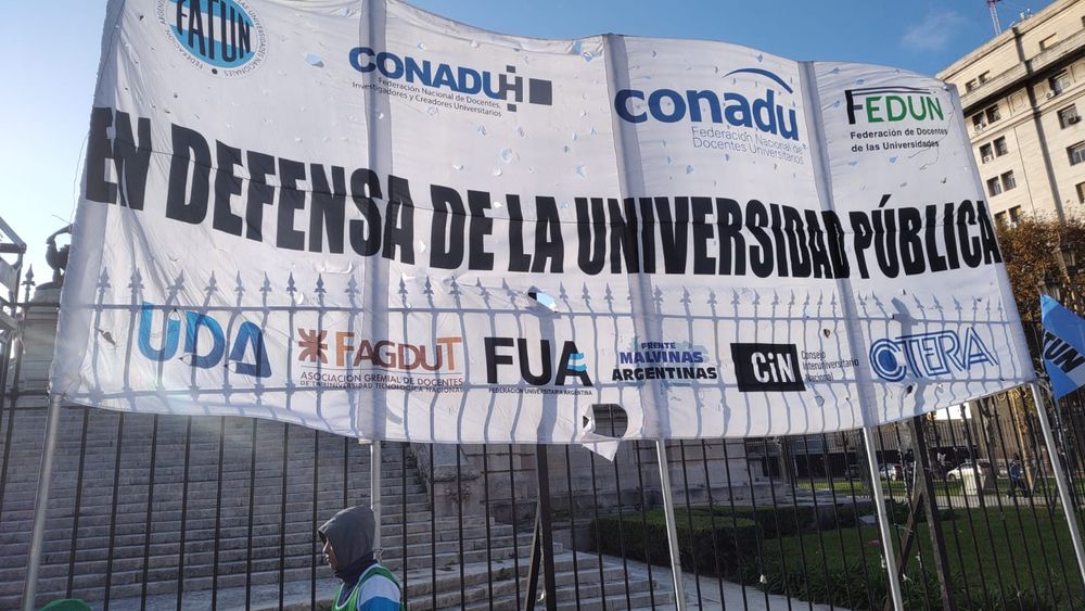 Los gremios universitarios en lucha.&nbsp;