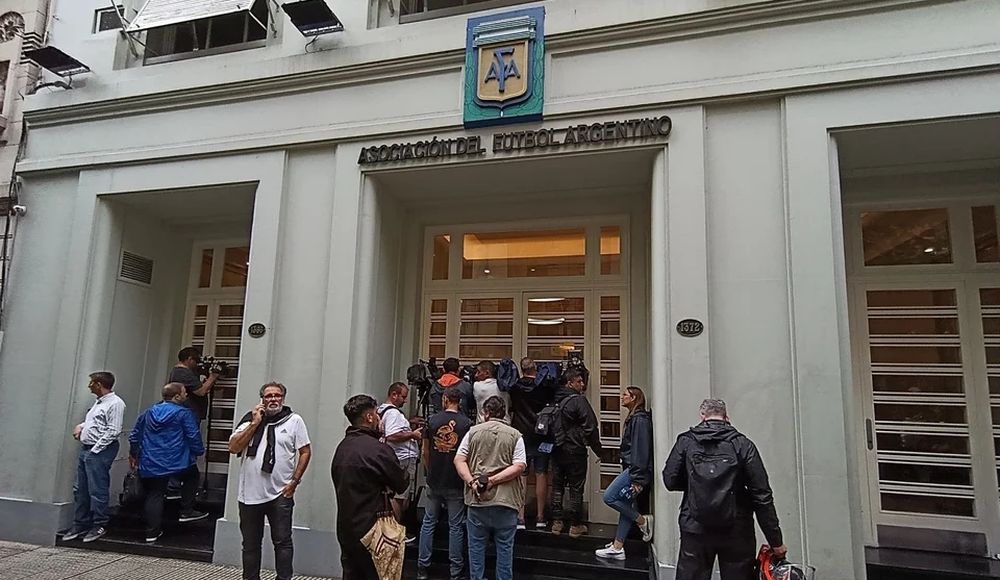 La sede central de la AFA, uno de los lugares allanados, además de 18 clubes, en la causa Sur Finanzas.